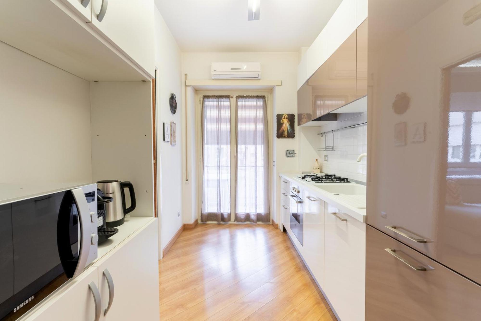 Furio Family Flat, A Few Steps From Metro A Stop Apartamento *